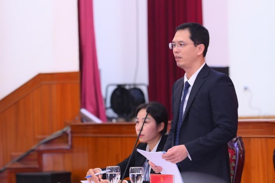 Giám đốc Sở Tài chính Nghệ An trả lời chất vấn về bố trí vốn đối ứng cho các Chương trình mục tiêu quốc gia vùng đồng bào dân tộc thiểu số, miền núi