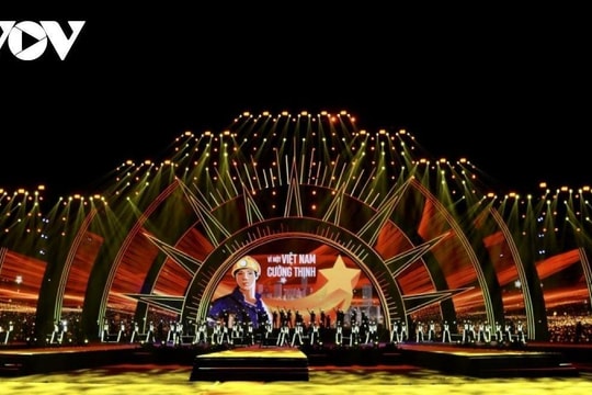 Rực rỡ Lễ khai mạc Đại hội Thể thao toàn quốc lần thứ IX