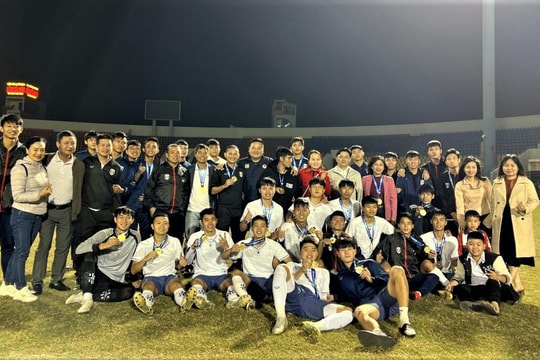 Nghệ An giành huy chương Vàng môn bóng đá nam Đại hội Thể thao toàn quốc