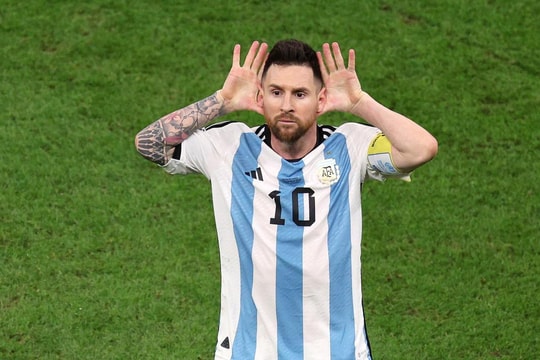 Messi khiêu khích Hà Lan; Văn Quyết muốn được dự AFF Cup 2022