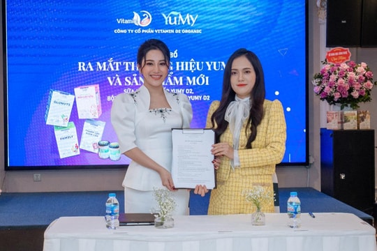 'Ngọc nữ bolero' Tố My chính thức trở thành đại sứ thương hiệu Yumy