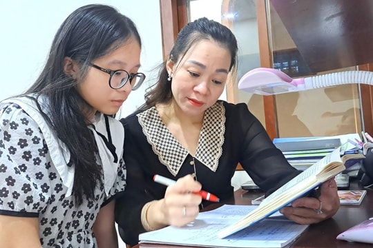 Nữ sinh đạt giải A Đại sứ văn hóa đọc toàn quốc 2022: Yêu sách từ thói quen của mẹ