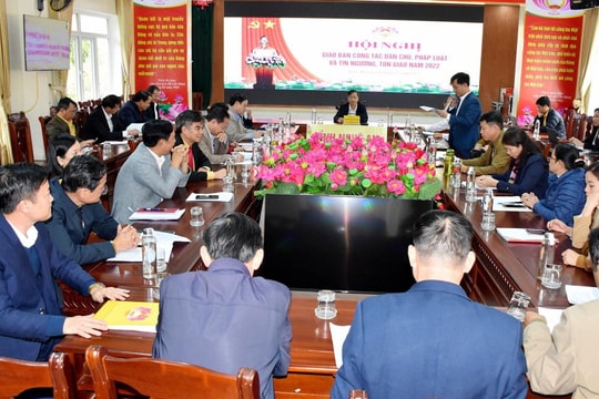 Nghệ An giao ban công tác dân chủ, pháp luật và tín ngưỡng, tôn giáo