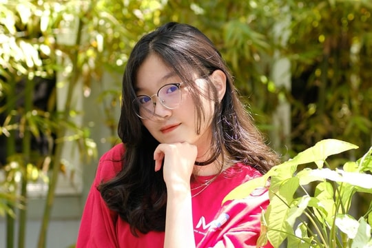 Hành trình đến với giải Nhì cuộc thi tuổi trẻ học tập và làm theo Bác của nữ sinh xinh đẹp trường Phan