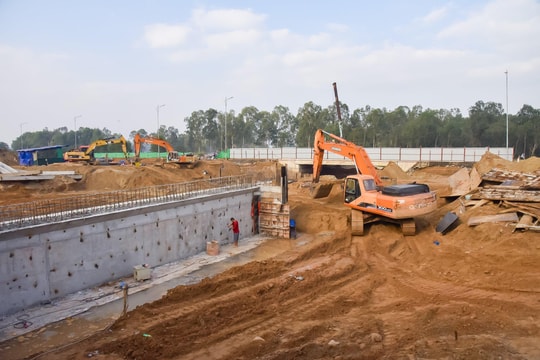 Đẩy nhanh tiến độ dự án giao thông Vinh - Cửa Lò giai đoạn 2