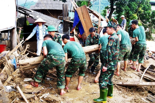 Ở đâu dân khó, ở đó có bộ đội