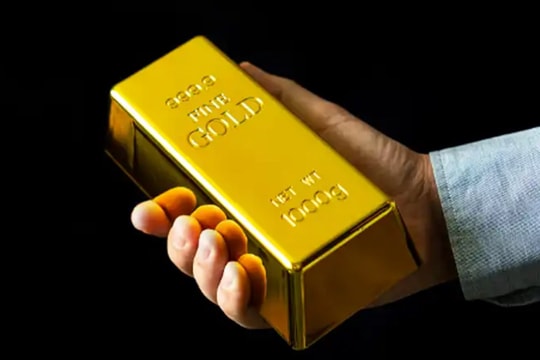 Giá vàng năm 2023 lên mức 2.000 USD/ounce?