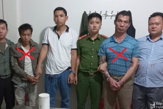 Khởi tố nhóm đối tượng tàng trữ, mua bán trái phép chất ma túy tại Yên Thành