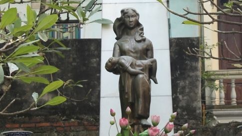 Người Hà Nội và ký ức giáng sinh năm 1972