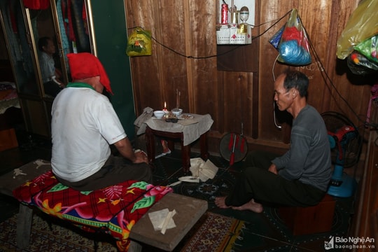 Thầy cúng Chứ Nênh/Nả Nênh trong quan điểm người Mông