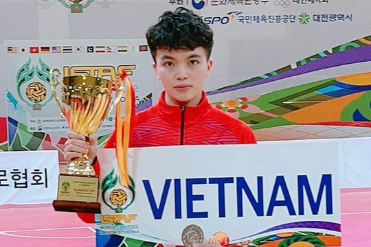 Người 'săn vàng' tại các giải cầu mây 