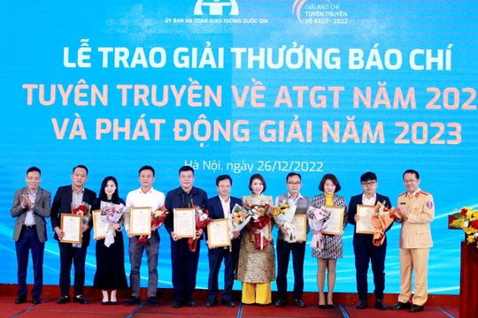 Báo Nghệ An đạt giải Báo chí toàn quốc tuyên truyền về an toàn giao thông