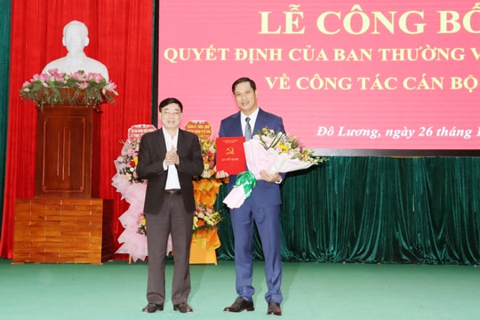 Công bố quyết định bổ nhiệm Bí thư Huyện ủy Đô Lương