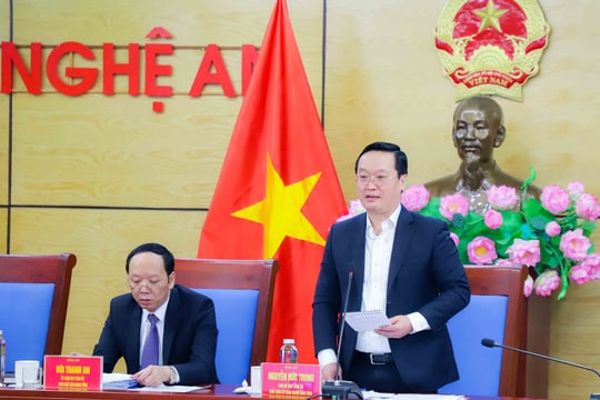 Chủ tịch UBND tỉnh: Chăm lo cho nhân dân đón Tết Nguyên đán vui tươi, ấm áp, đủ đầy