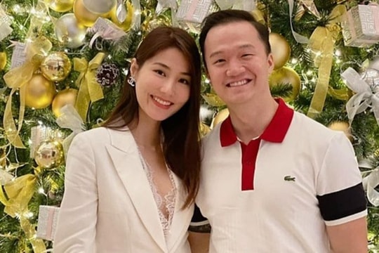 Diễm My 9X được bạn trai doanh nhân cầu hôn ở Úc