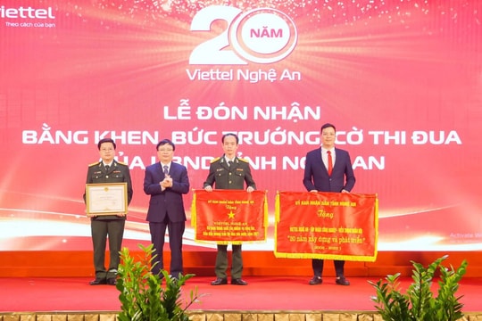 Viettel Nghệ An nhận Bằng khen của UBND tỉnh nhân kỷ niệm 20 năm ngày truyền thống