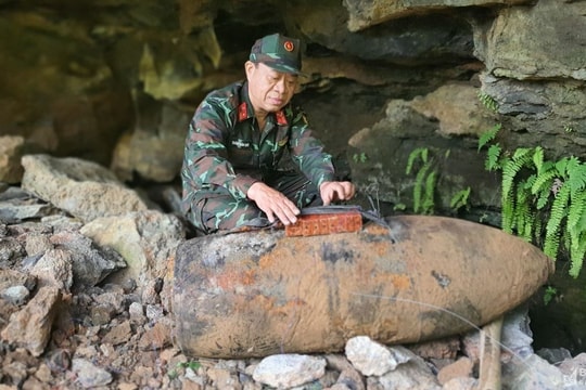 Hủy nổ thành công quả bom nặng 340kg tại thị xã Thái Hòa