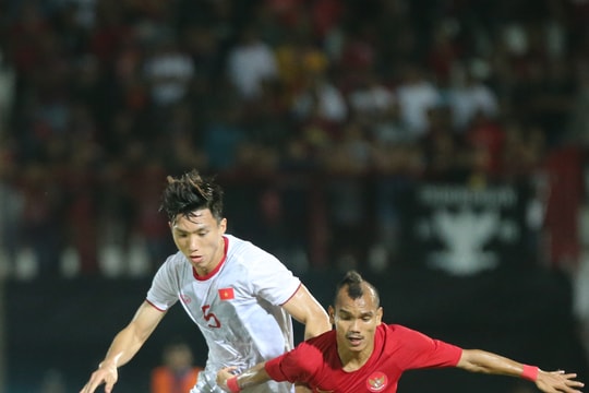 HLV Indonesia: 'Không có chuyện chúng tôi chơi ‘tử thủ’ trước Việt Nam' 