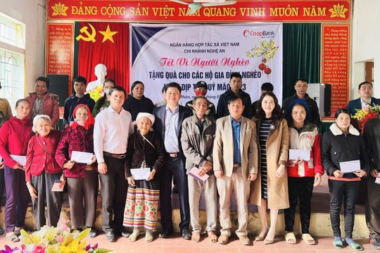 Nhiều hoạt động trao quà, ủng hộ người nghèo đón Tết tại Nghệ An