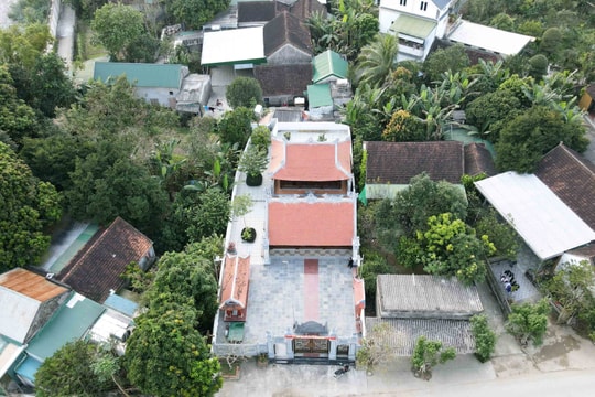 Độc đáo nghệ thuật điêu khắc nhà thờ họ ở làng Trung Cần