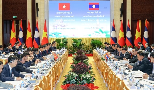 Việt Nam, Lào tăng cường kết nối, hỗ trợ nhau xây dựng nền kinh tế độc lập, tự chủ