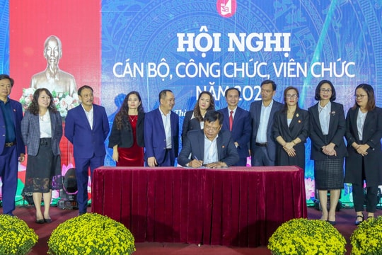 Báo Nghệ An tổ chức hội nghị cán bộ, công chức, viên chức và phát động phong trào thi đua năm 2023