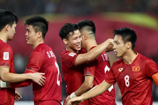 Chung kết lượt đi AFF Cup: Việt Nam bị Thái Lan cầm hoà trên sân Mỹ Đình 