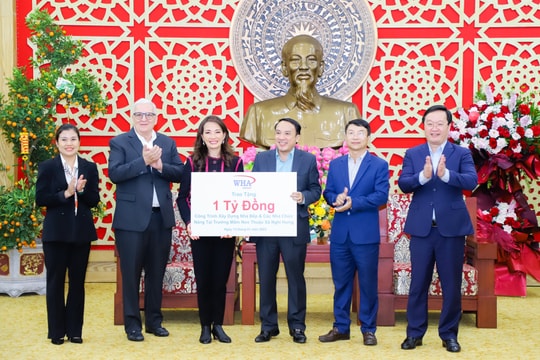 Tập đoàn WHA thăm, tặng quà, chúc Tết Nguyên đán tỉnh Nghệ An