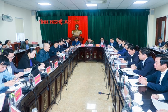 Bí thư Tỉnh ủy Nghệ An Thái Thanh Quý tiếp công dân phiên định kỳ tháng 1/2023