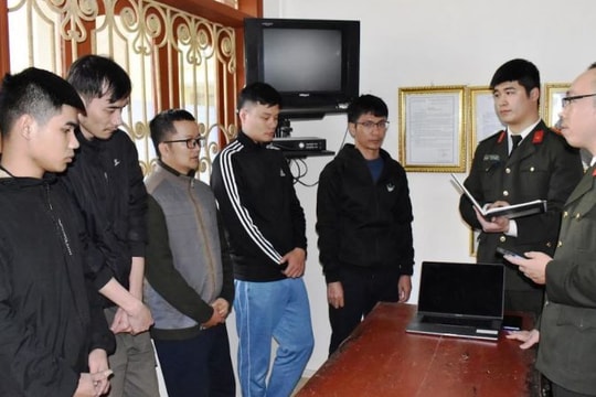 Lập trang web cho 2.000 con bạc sát phạt, doanh số 400 tỷ đồng