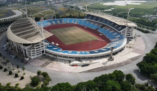 Hợp tác công tư nhìn từ sân bóng