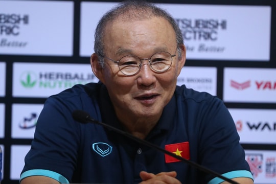 Huấn luyện viên Park Hang-seo: ‘Tôi xin lỗi người hâm mộ Việt Nam’