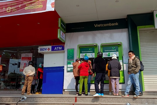 Cây ATM ở Nghệ An giảm hẳn tình trạng quá tải ngày cận Tết