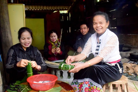 Tết ấm nơi tâm lũ Kỳ Sơn