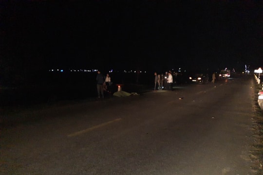 Đâm gãy cột lộ giới, nam thanh niên tử vong tại chỗ