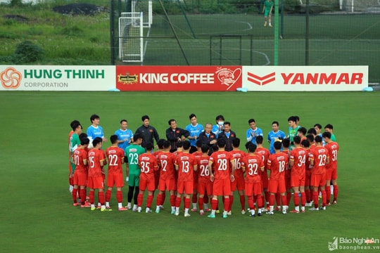 Khi bóng đá Việt Nam dần 'đồng bộ’ với thế giới