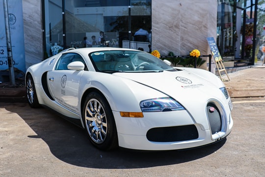 Top 5 siêu xe mạnh nhất ở Việt Nam: Chiếc đắt nhất giá gần 200 tỷ 