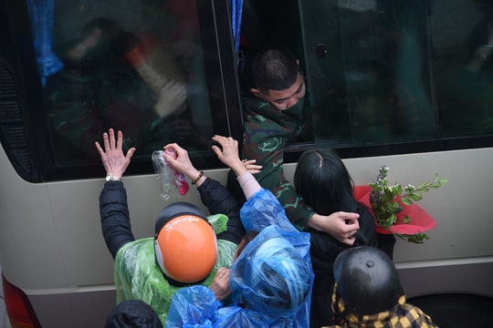 Bộ Quốc phòng trả lời kiến nghị phải đi nghĩa vụ quân sự trước khi học đại học