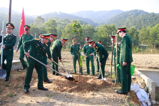 Bộ CHQS tỉnh tổ chức phát động 'Tết trồng cây đời đời nhớ ơn Bác Hồ' 