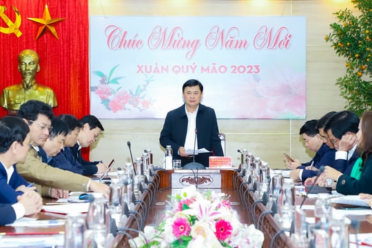 Thường trực Tỉnh ủy Nghệ An họp đánh giá kết quả tổ chức Tết Quý Mão 2023