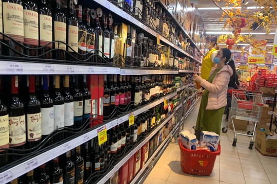 Thị trường hàng hoá Tết Quý Mão: Nguồn cung dồi dào, giá cả ổn định