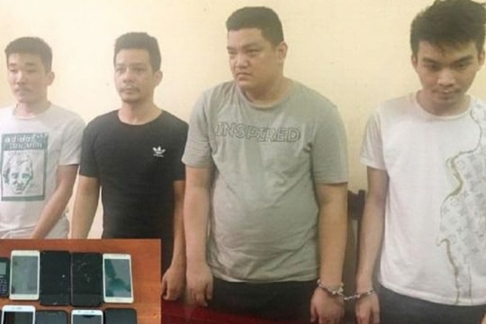 Chiếm đoạt tài khoản mạng xã hội rồi nhờ ‘chuyển khoản’