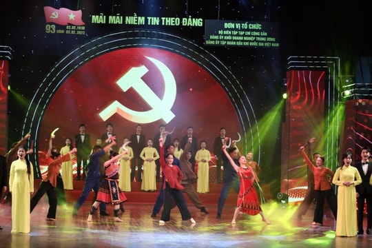 'Mãi mãi niềm tin theo Đảng': Khúc tráng ca tự hào và bất diệt