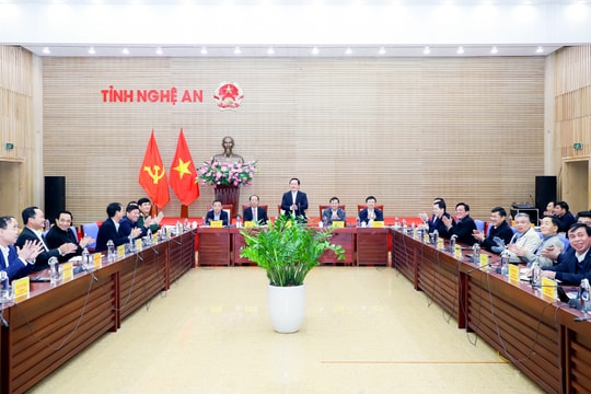 Nhân dân đón Tết Quý Mão 2023 an lành, vui tươi, phấn khởi, thuận lợi