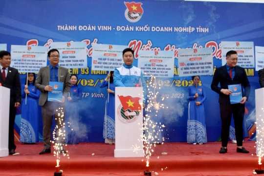 Nghệ An: Sôi nổi Chương trình 'Tuổi trẻ sắt son niềm tin với Đảng'