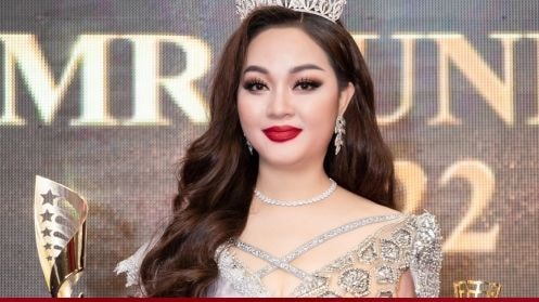 Doanh nhân Hoàng Thanh Nga trở thành Á hậu 1 Hoa hậu quý bà Hoàn vũ 2022