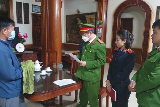 Cán bộ địa chính xã ở Nghệ An tẩy xóa hồ sơ để chuyển nhượng đất trái phép