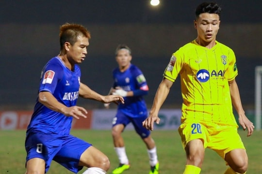 'Soi kèo' 3 cầu thủ trẻ vừa được Sông Lam Nghệ An đôn lên đội 1