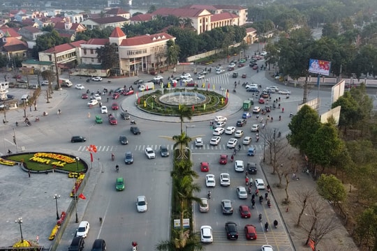 TP. Vinh: Vì sao người dân đua nhau mua ô tô?