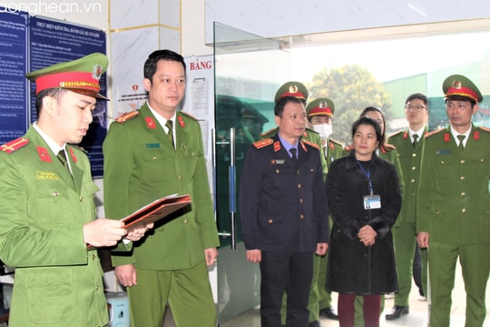 Nghệ An: Bắt giữ Phó Giám đốc và 2 kiểm định viên Trung tâm đăng kiểm 37-09D